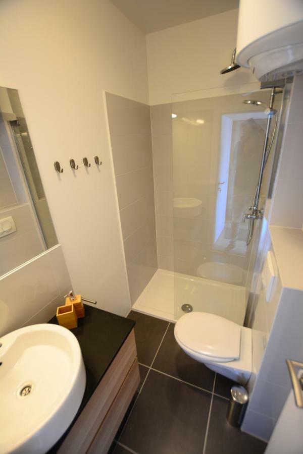 זאדאר Nora Rooms מראה חיצוני תמונה